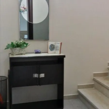 לינה וארוחת בוקר B&B Palmi פאלמי