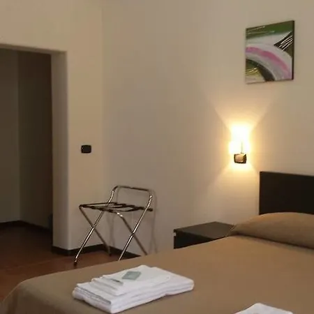 B&B Palmi לינה וארוחת בוקר *