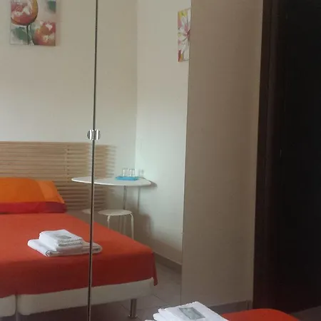 לינה וארוחת בוקר B&B Palmi פאלמי